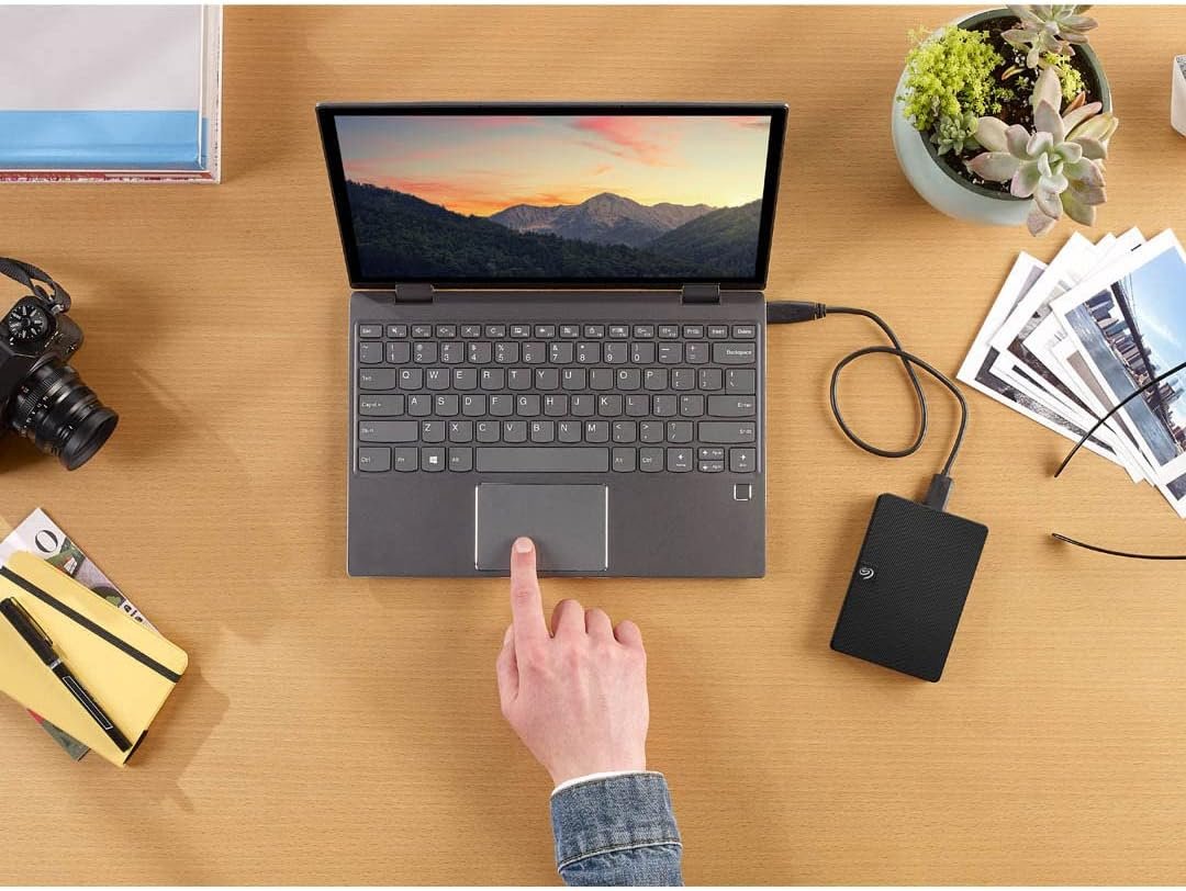  Seagate Expansion Portable, 1TB, External Hard Drive, 2.5 Inch, USB 3.0, for Mac and PC (STKM1000400)